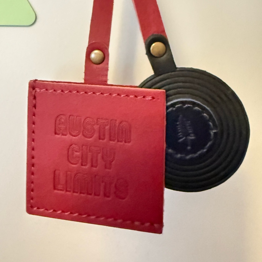 Austin City Limits flair - Portland Leather - Berry Good/Black - NEW